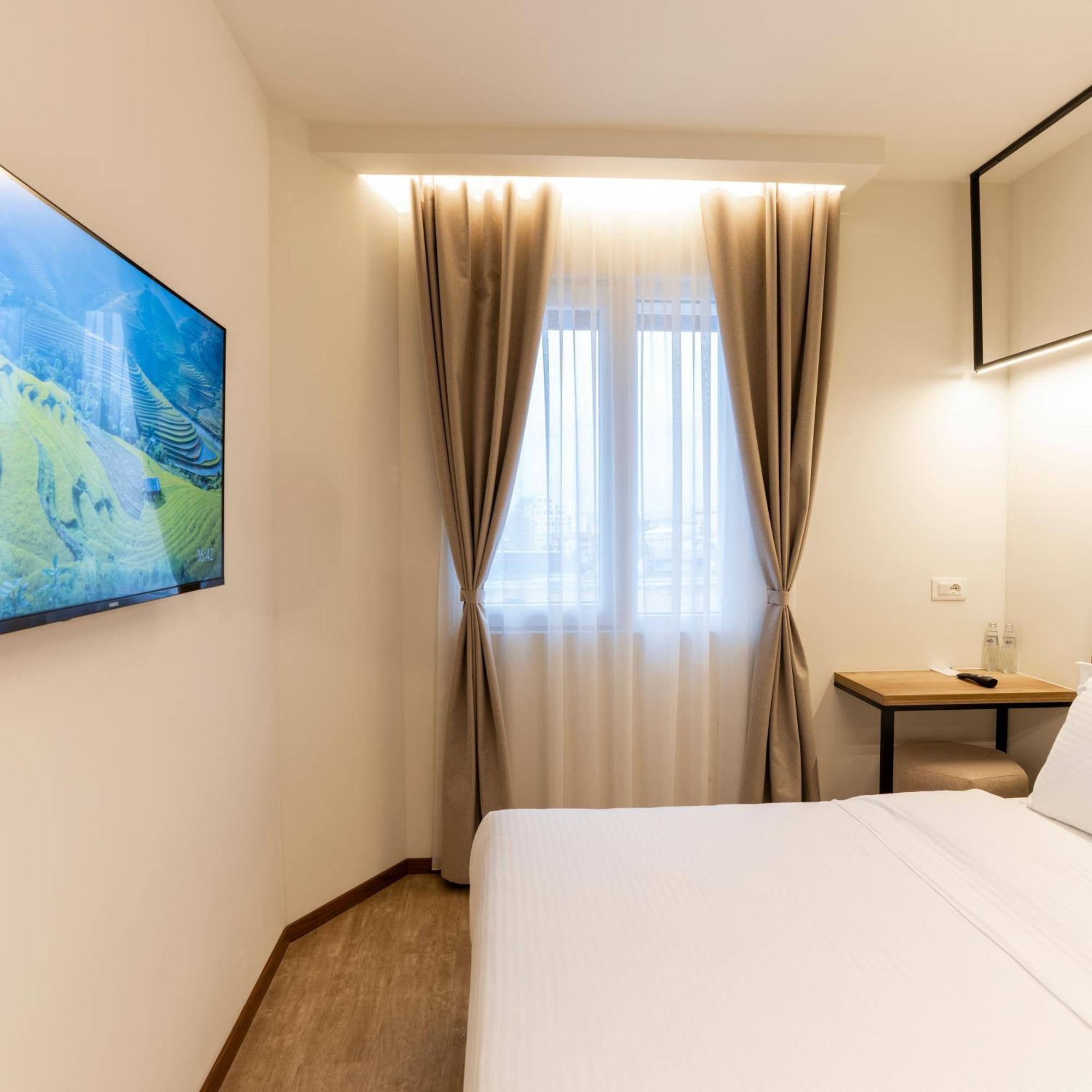 Star Hill Hotel Pristina Exterior foto